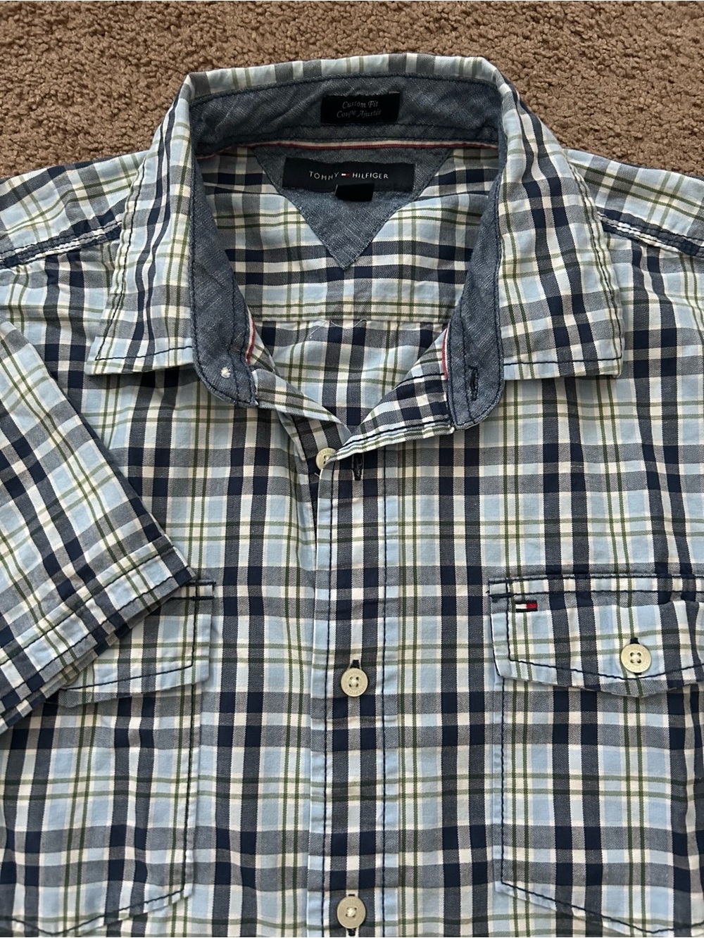 Tommy Hilfiger Short-Sleeve Plaid Button-Down Shirt Size L 100% Cotton
